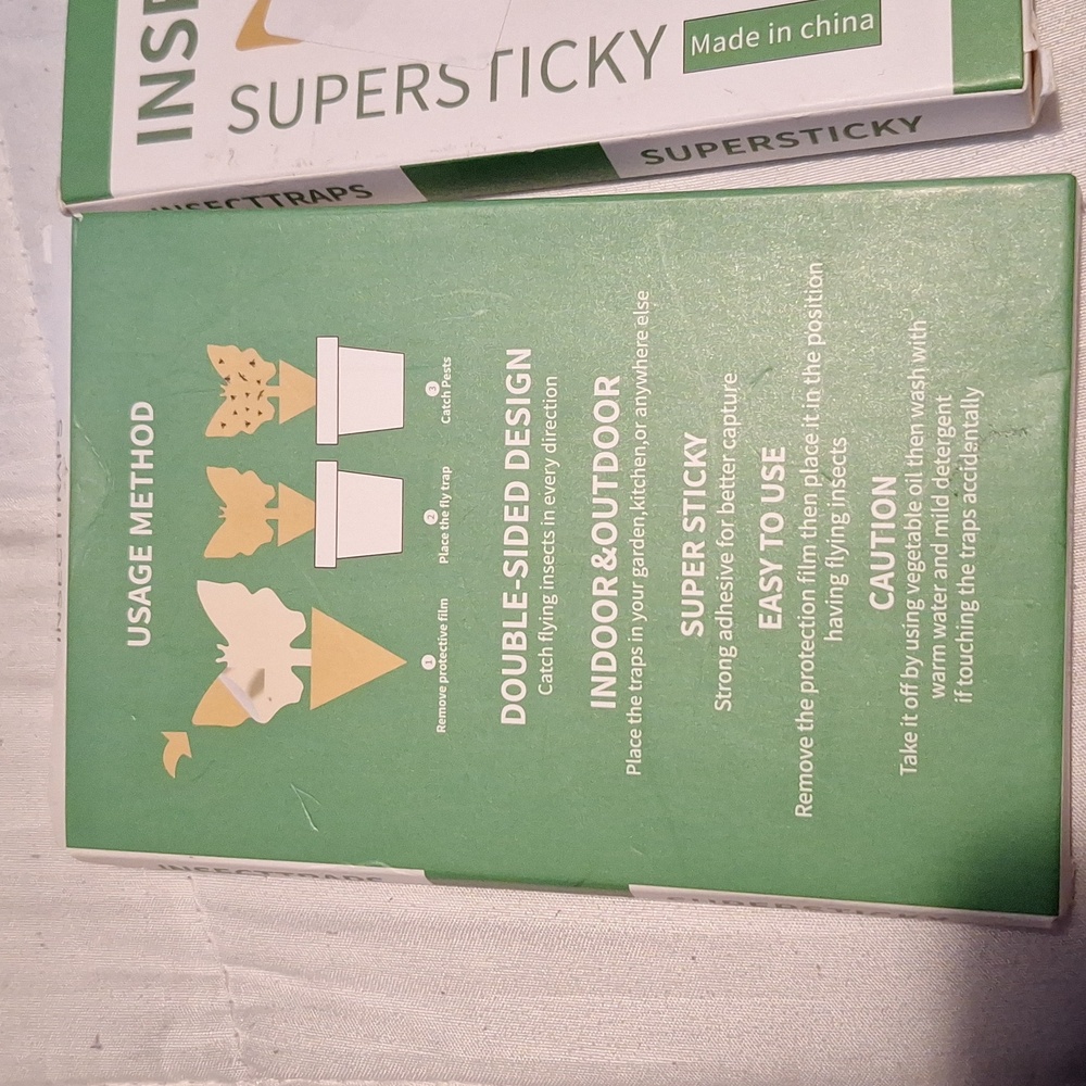 Sticky insect traps - Picture 2 of 2